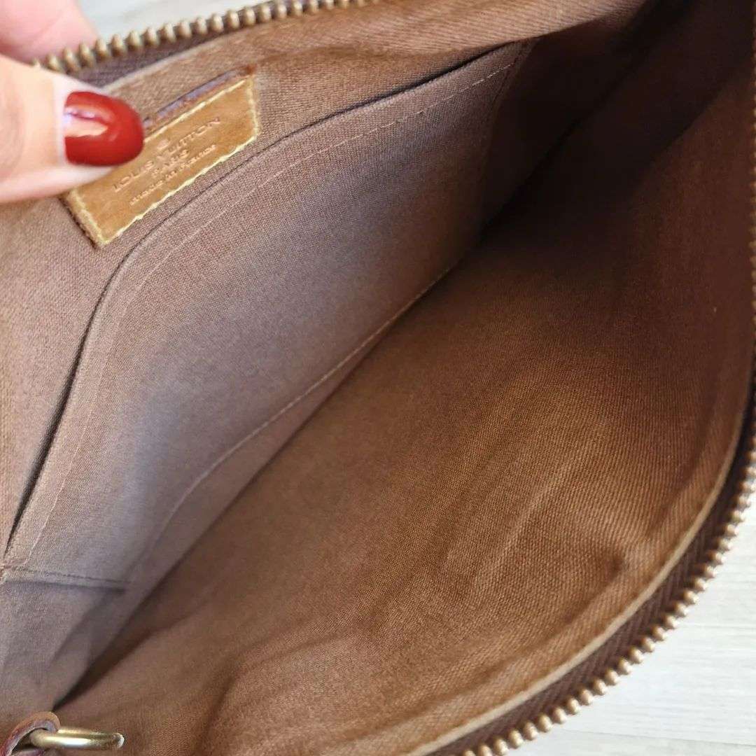 Louis Vuitton Valmy