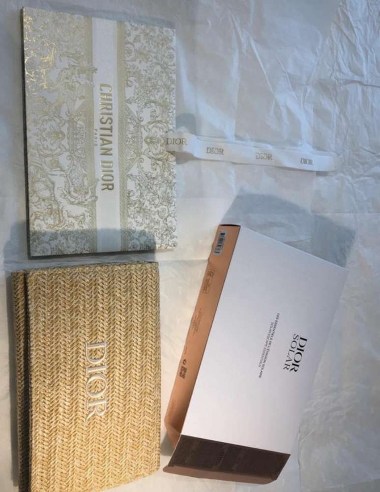 Dior beauty clutch