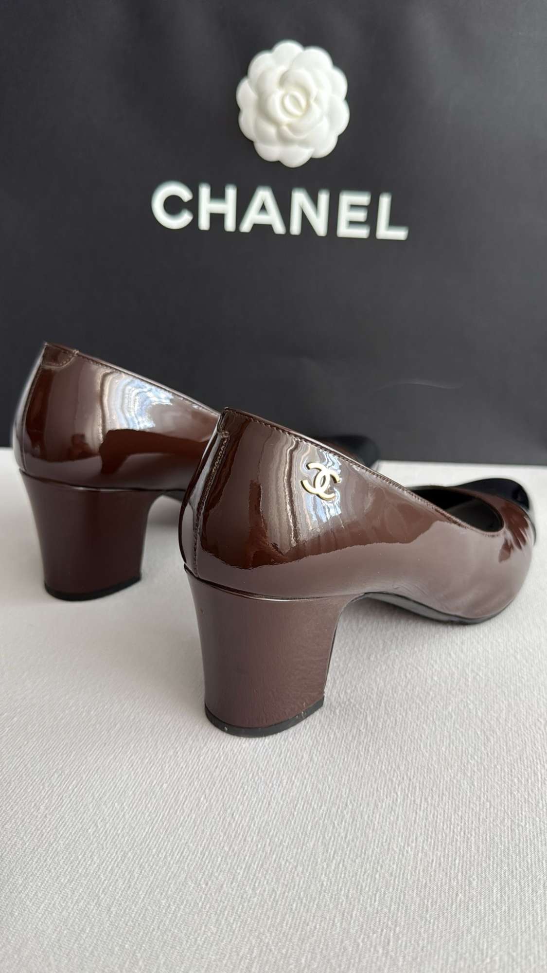Chanel lodičky