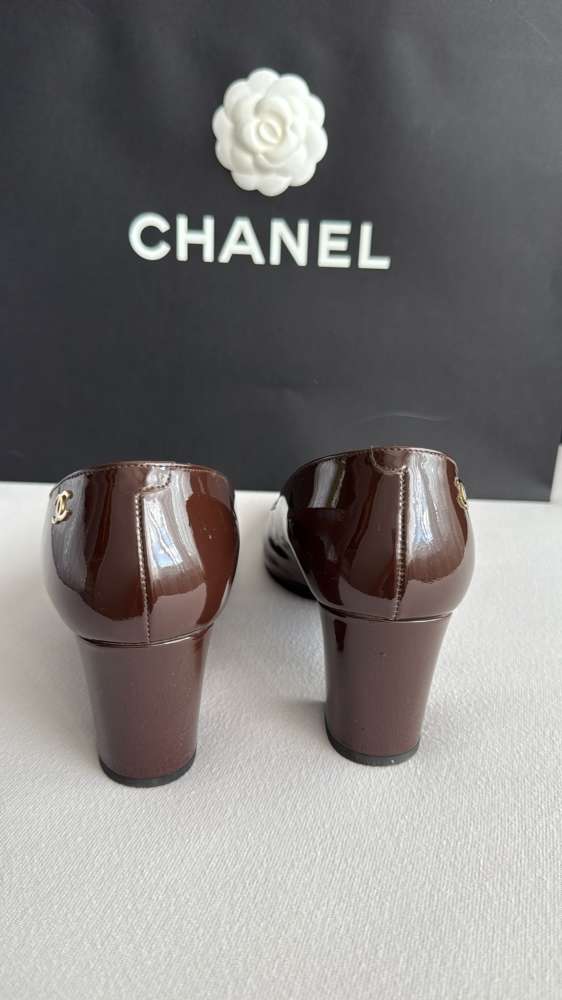 Chanel lodičky