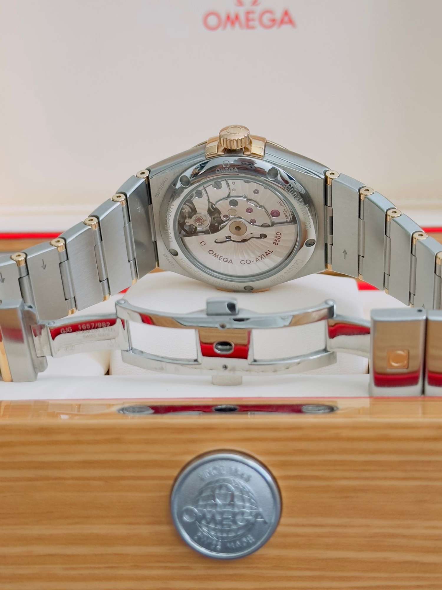 Omega Constellation 38mm