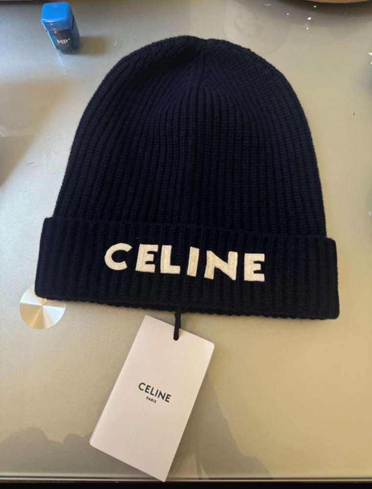 Celine čiapka