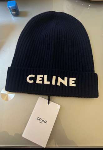 https://www.vipluxury.sk/Celine čiapka