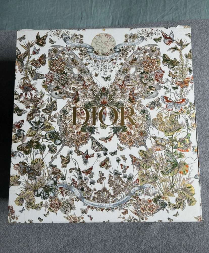 Dior deka