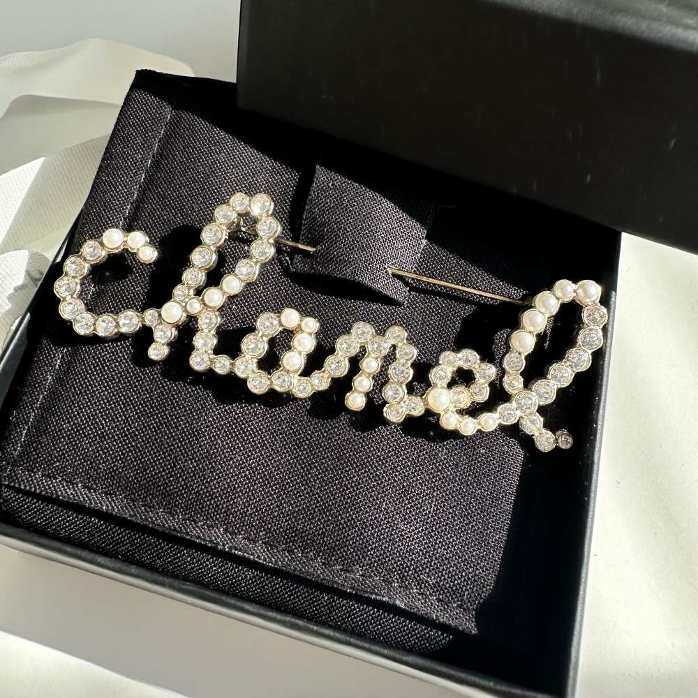 Chanel veľká brošňa