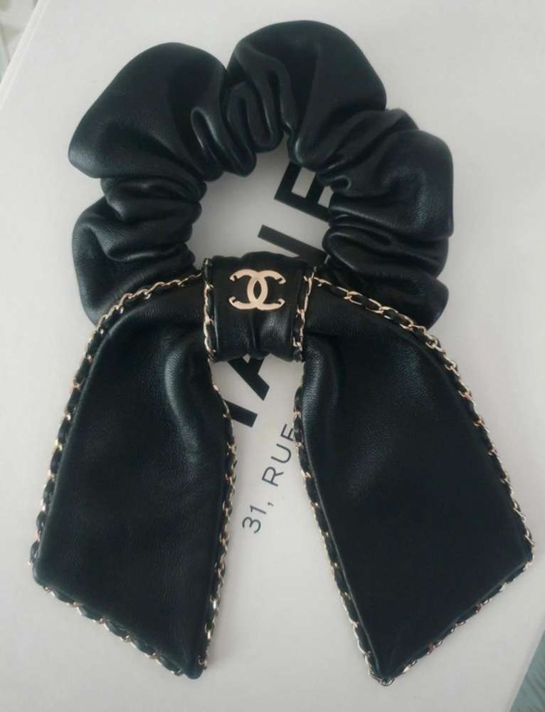 Chanel gumička