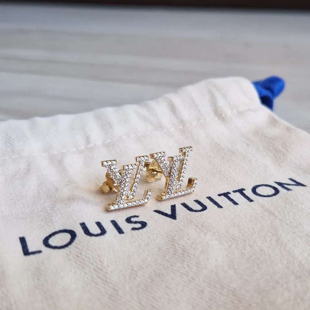 Louis Vuitton Nausnice Iconic