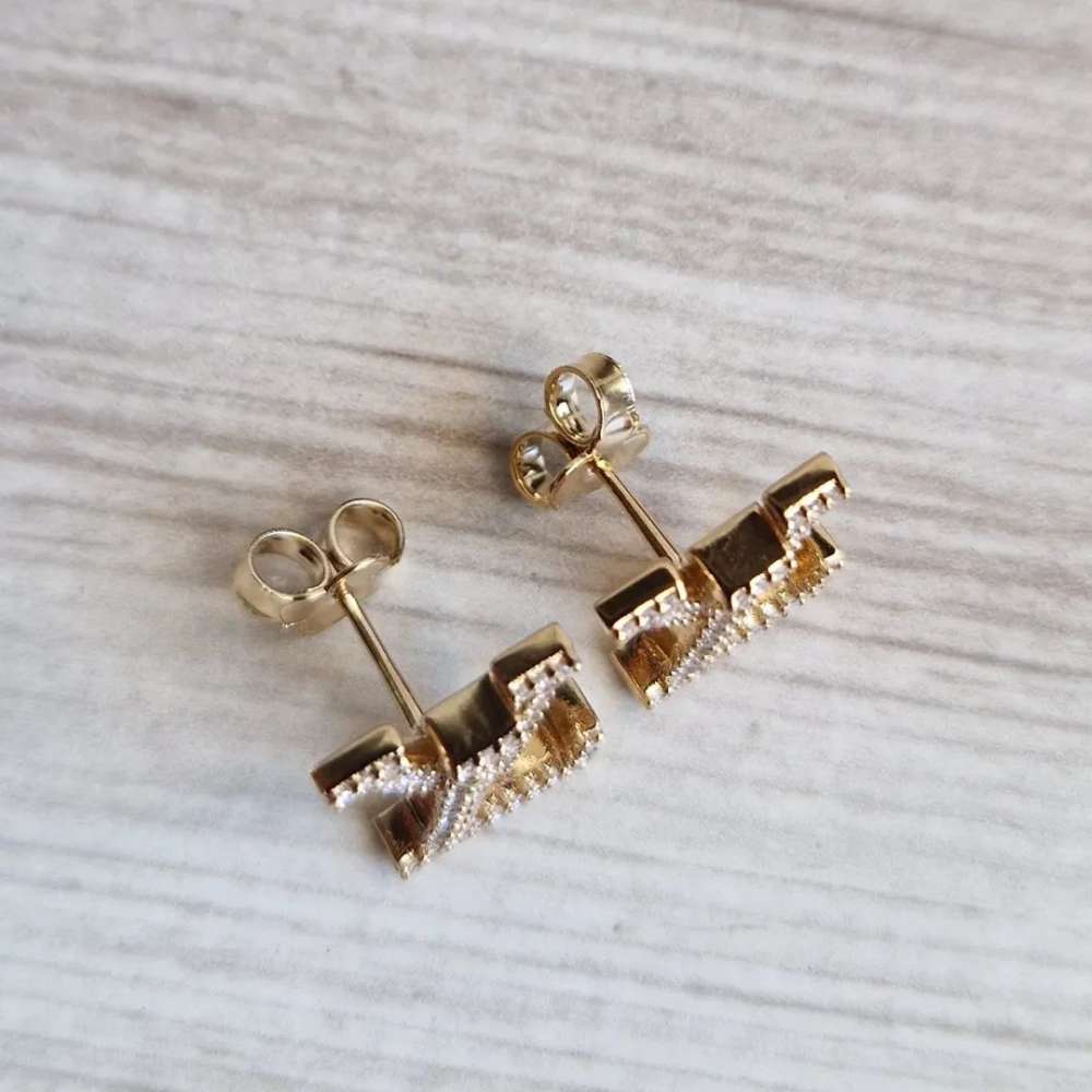 Louis Vuitton Nausnice Iconic