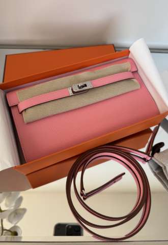 https://www.vipluxury.sk/Hermes Kelly To Go