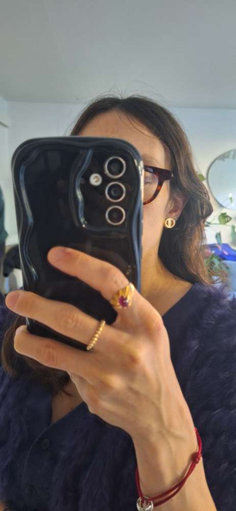 Náušnice s vintage logom Christiana Diora v zlatej farbe