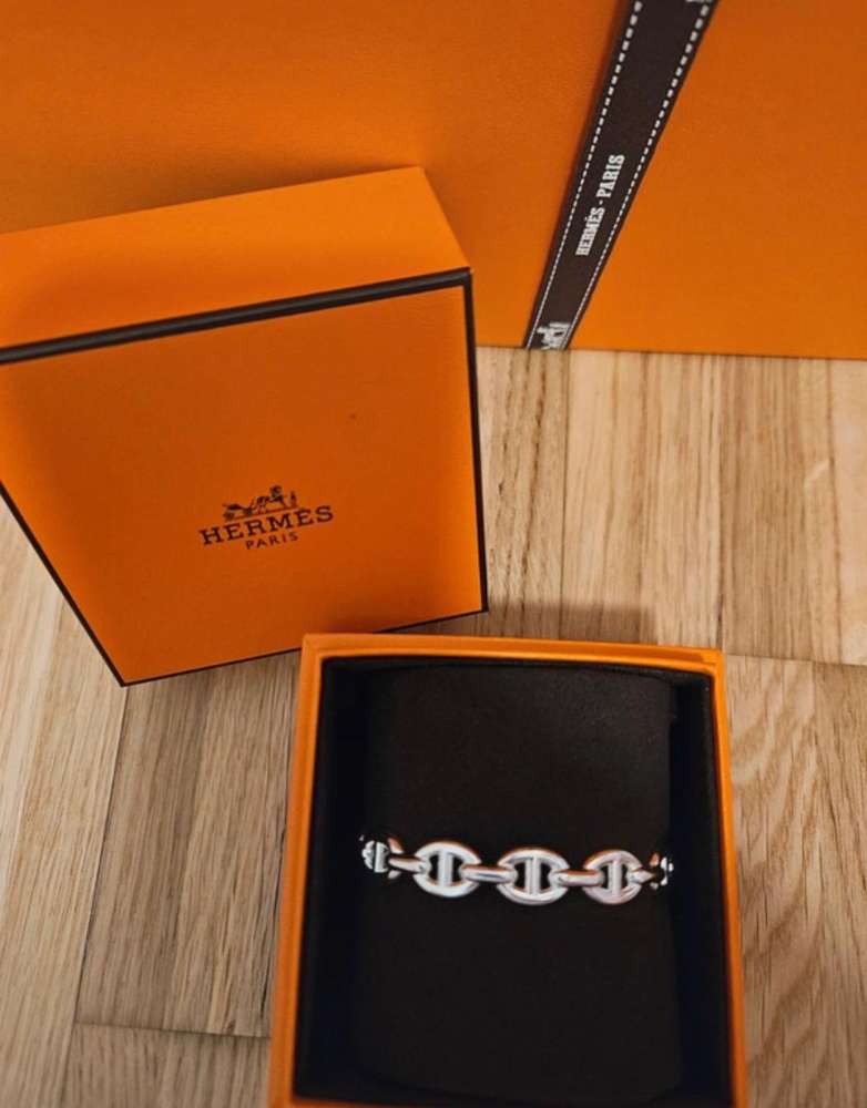 Hermes náramok