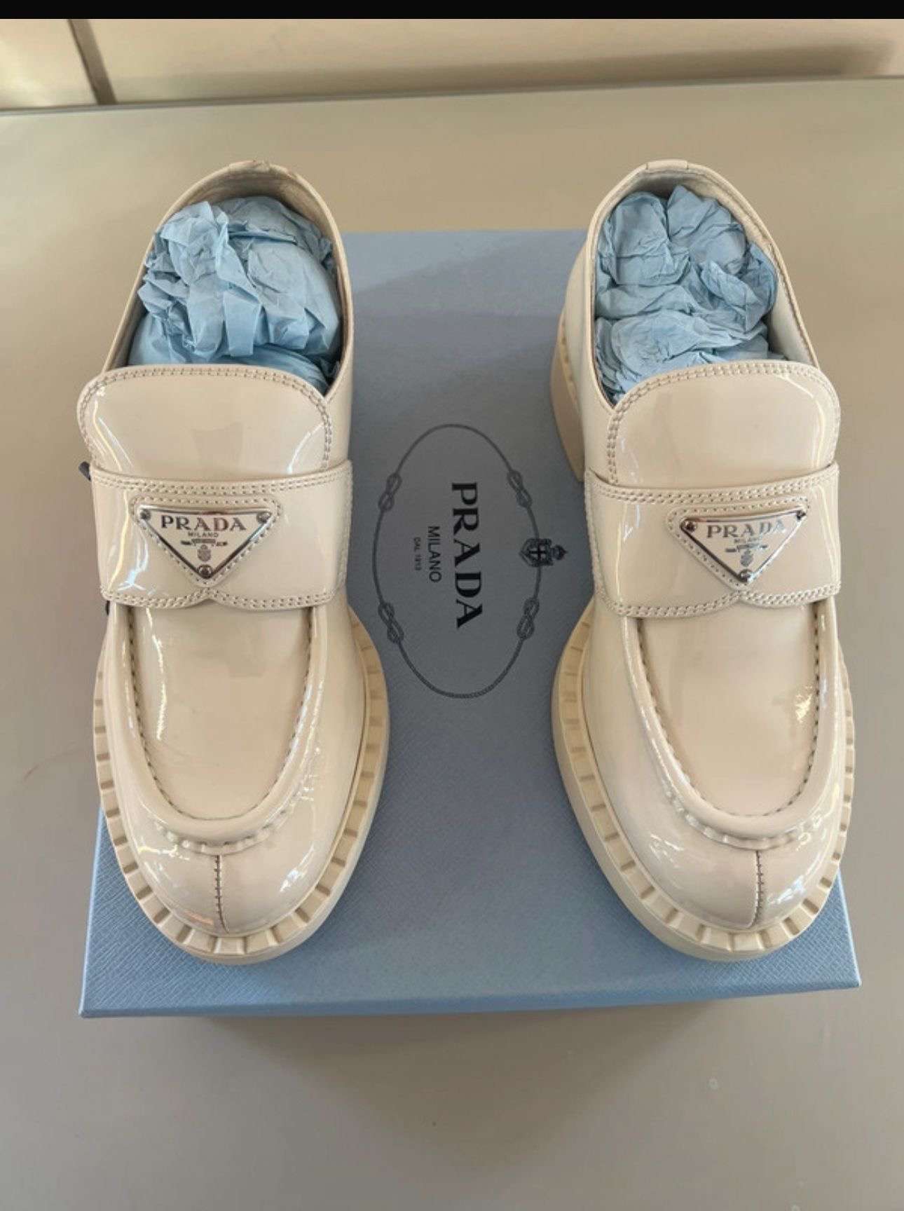 Prada mokasíny