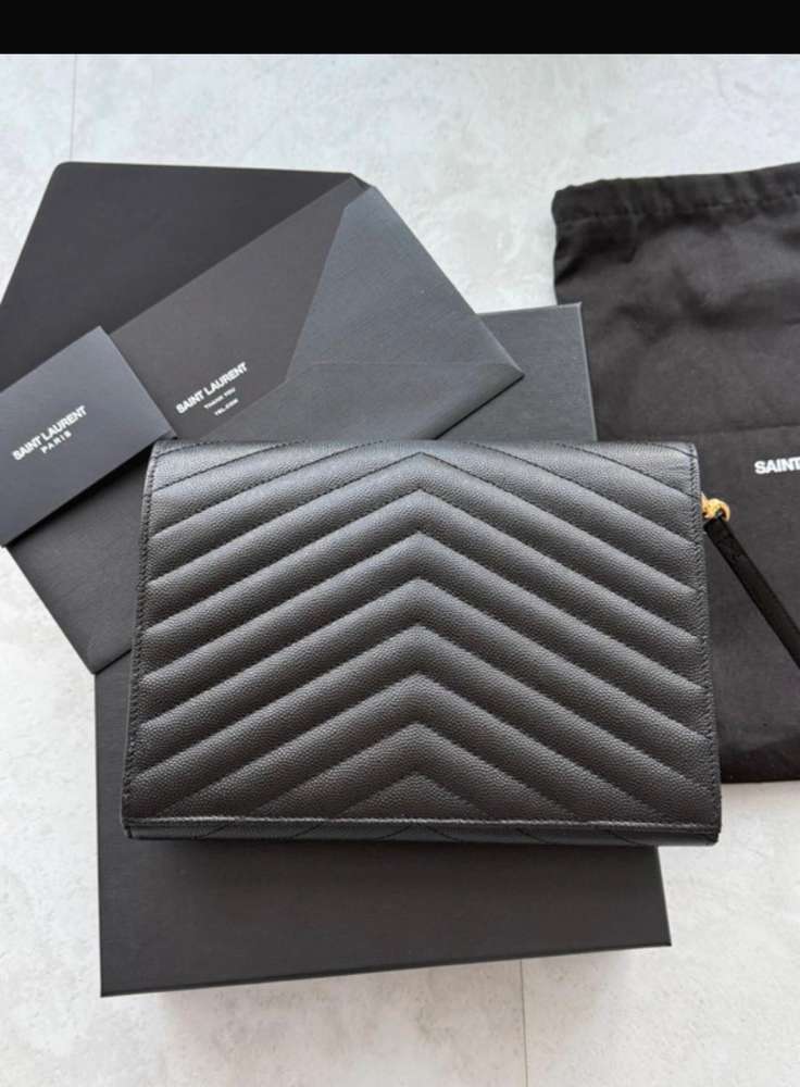 YSL kabelka