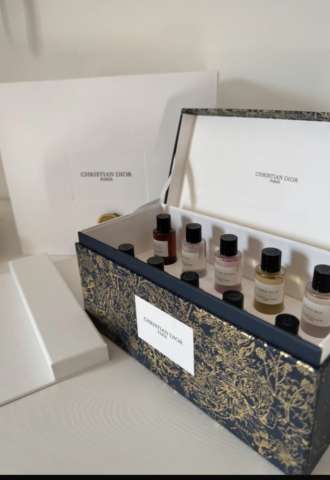 https://www.vipluxury.sk/Dior set parfemikov