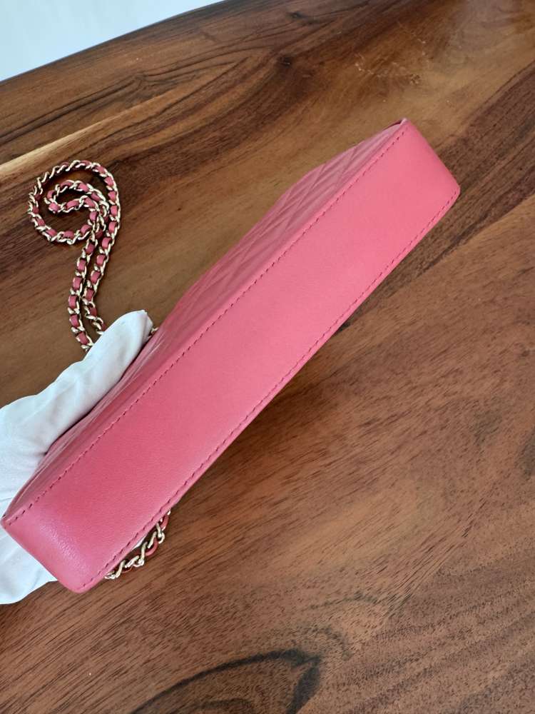 Chanel Double Zipper Chain Wallet – Mini Matelassé Lambskin Bag in Pink