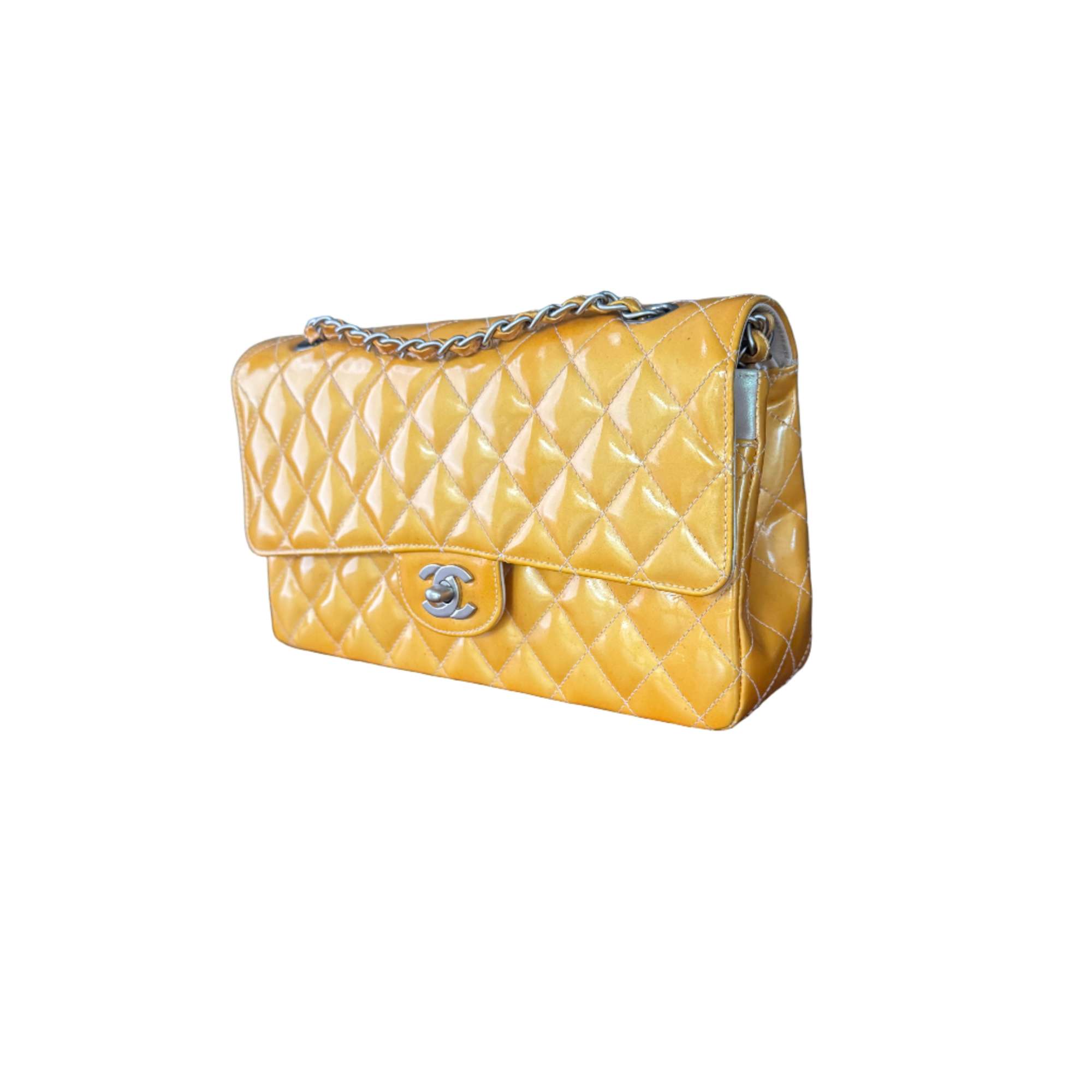 Vintage Chanel Classic Flap Bag Medium – žltá lakovaná koža s matnými striebornými prvkami