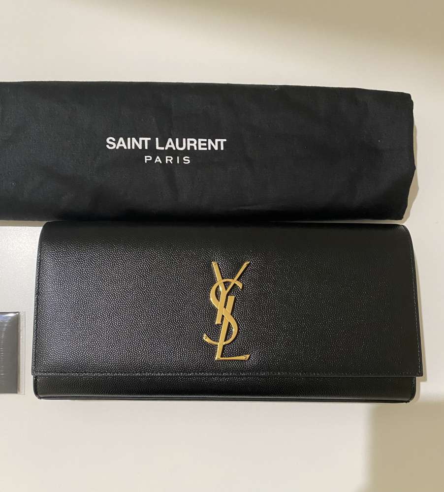 Yves Saint Laurent YSL Kate cerne psanicko