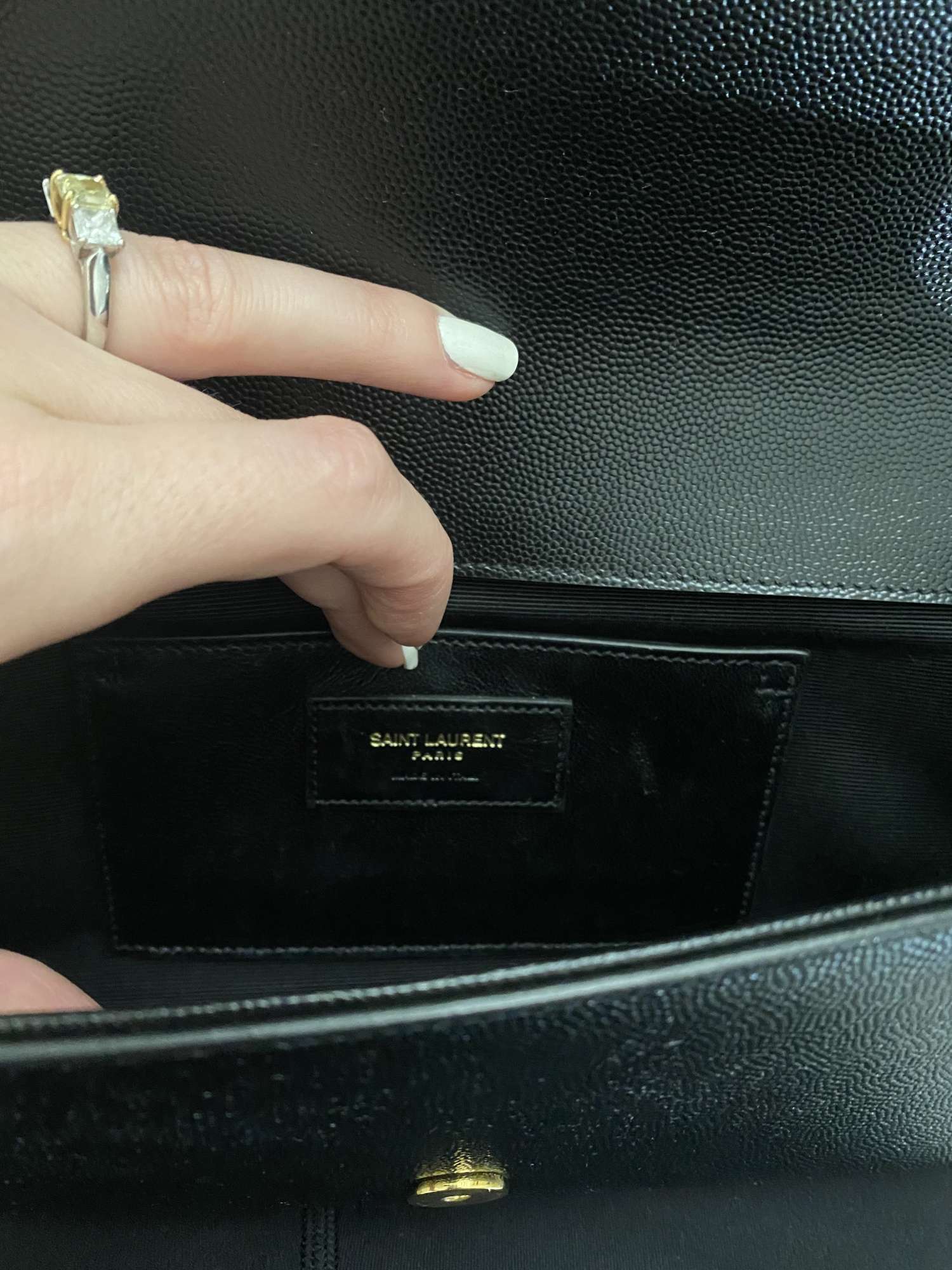 Yves Saint Laurent YSL Kate cerne psanicko