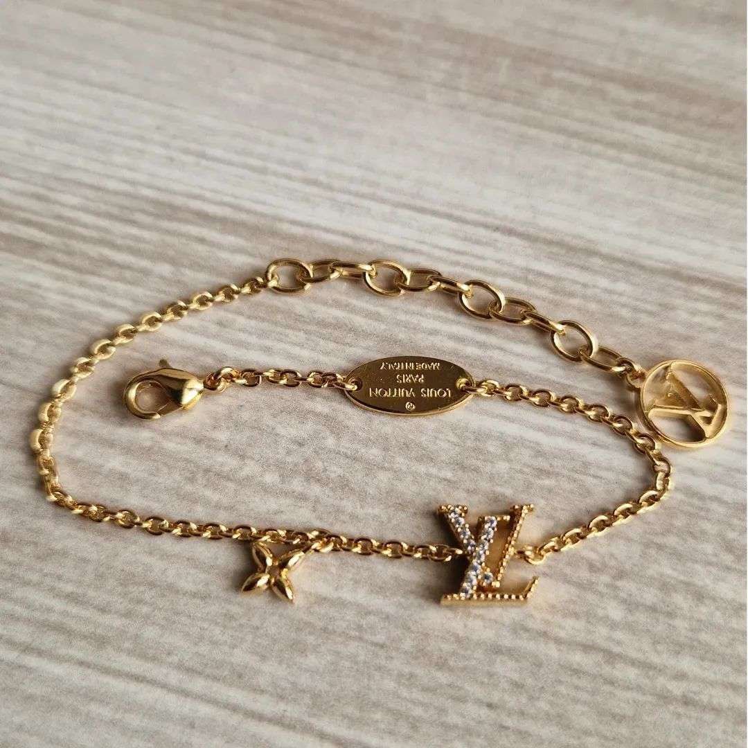 Louis Vuitton Naramek