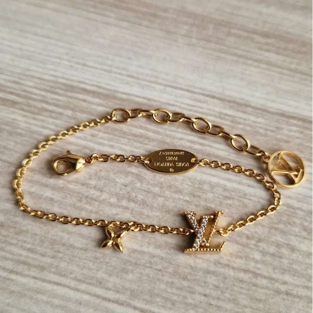 Louis Vuitton Naramek