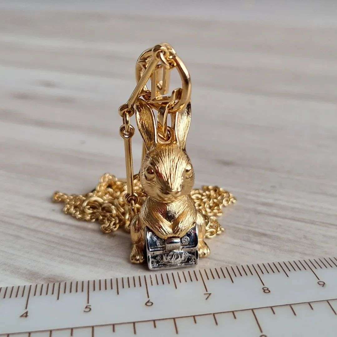 Louis Vuitton Nahrdelnik