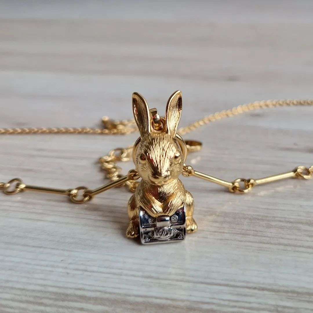 Louis Vuitton Nahrdelnik