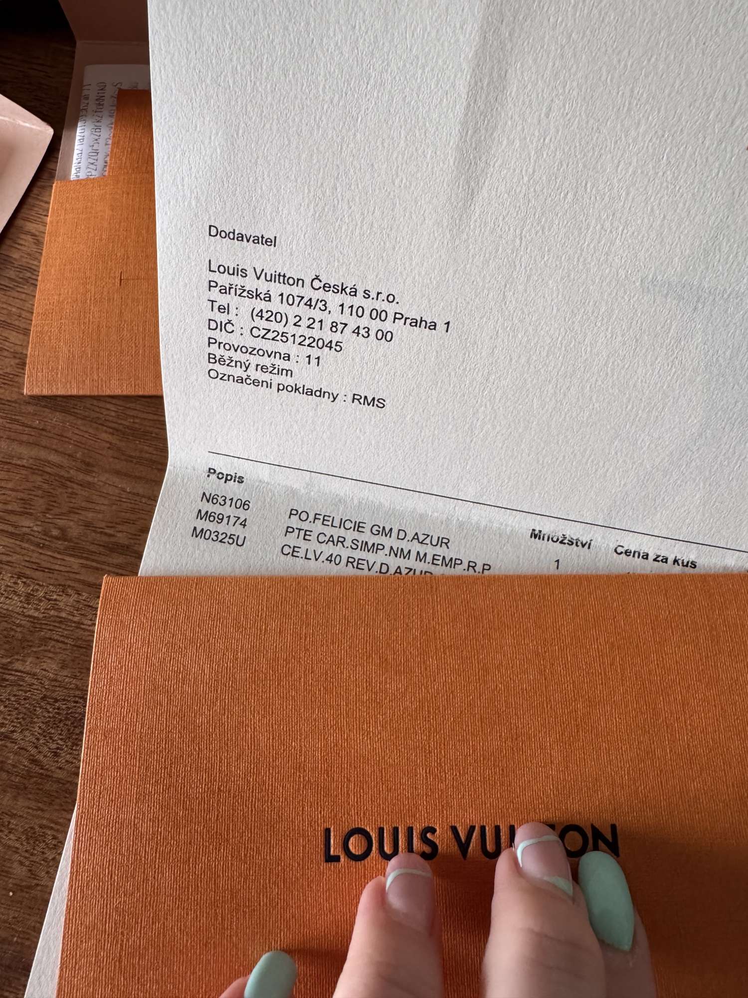 Louis Vuitton cardholder