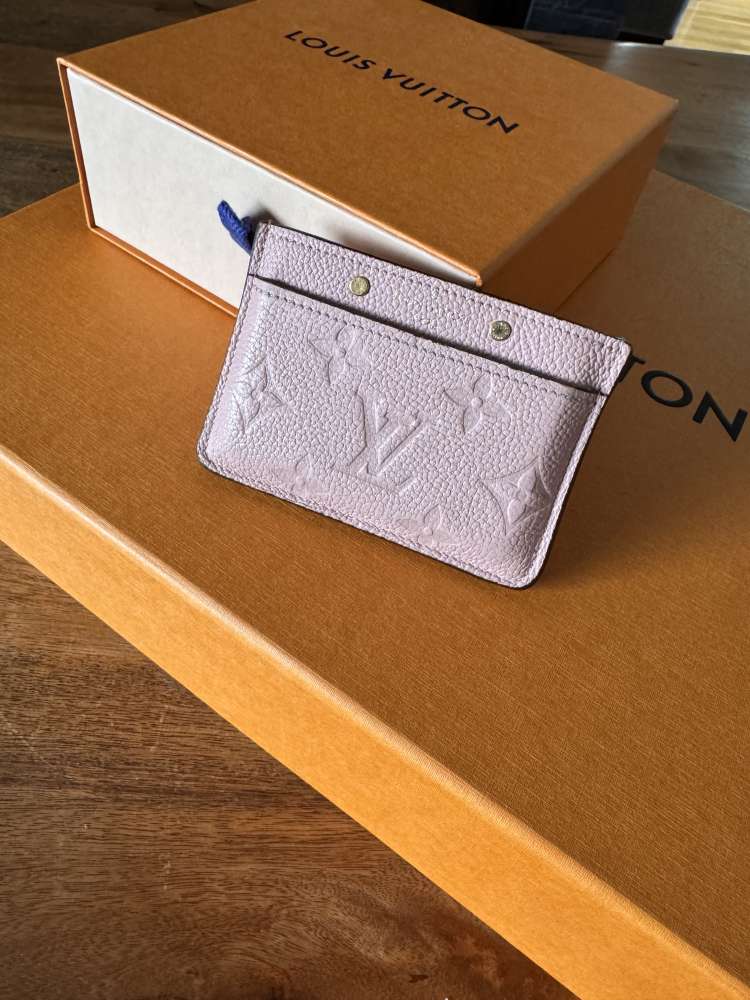 Louis Vuitton cardholder