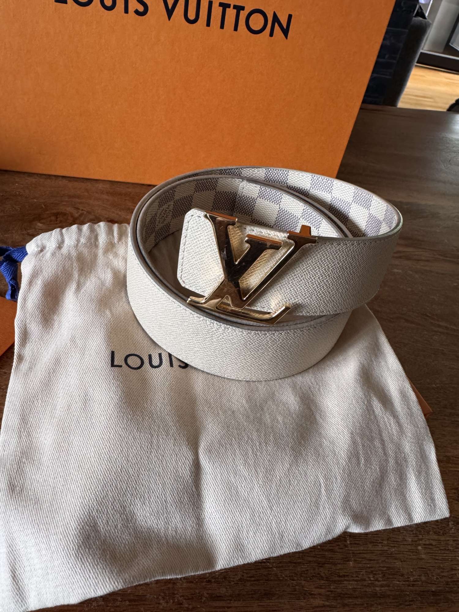 Louis Vuitton oboustranný pásek – béžová / Damier Azur, zlatá spona