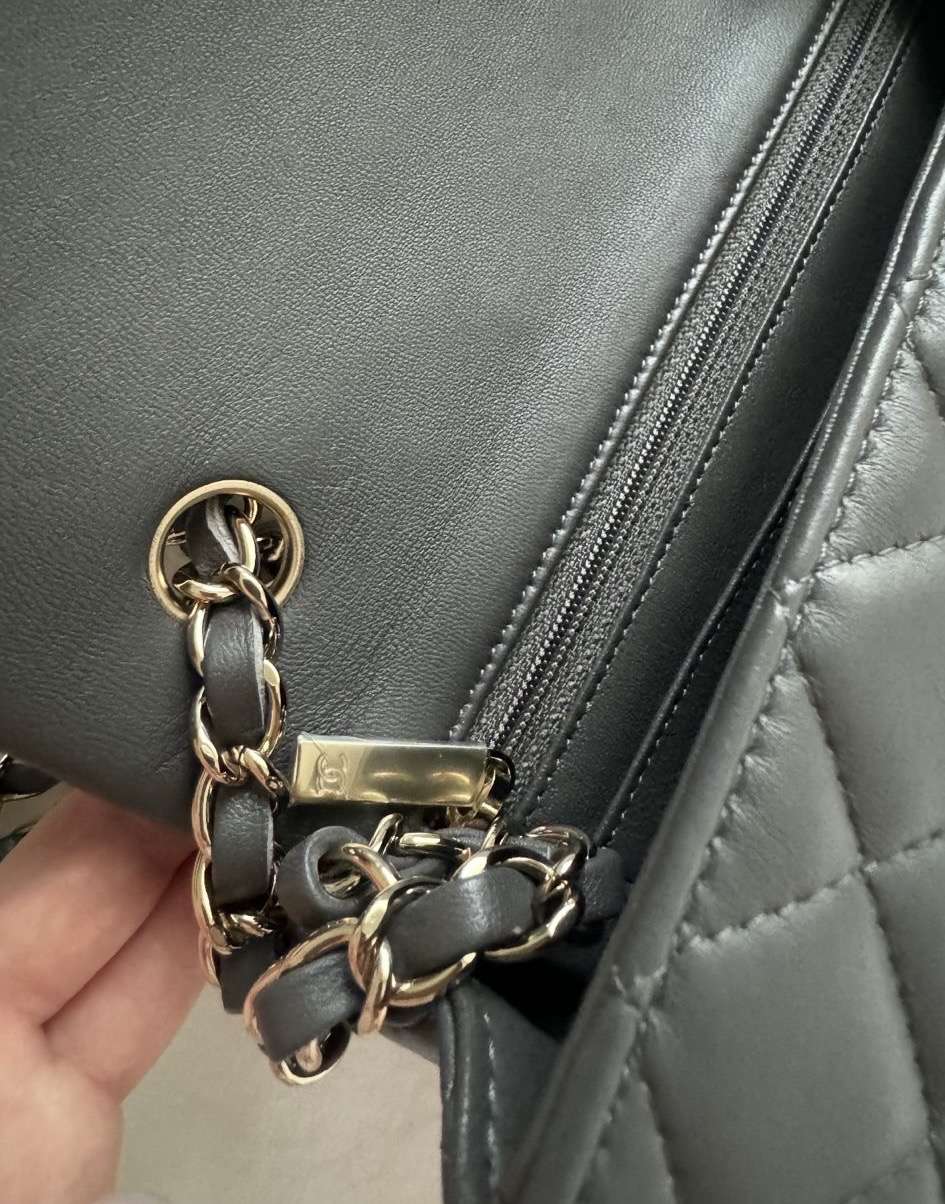 Chanel mini Flap bag