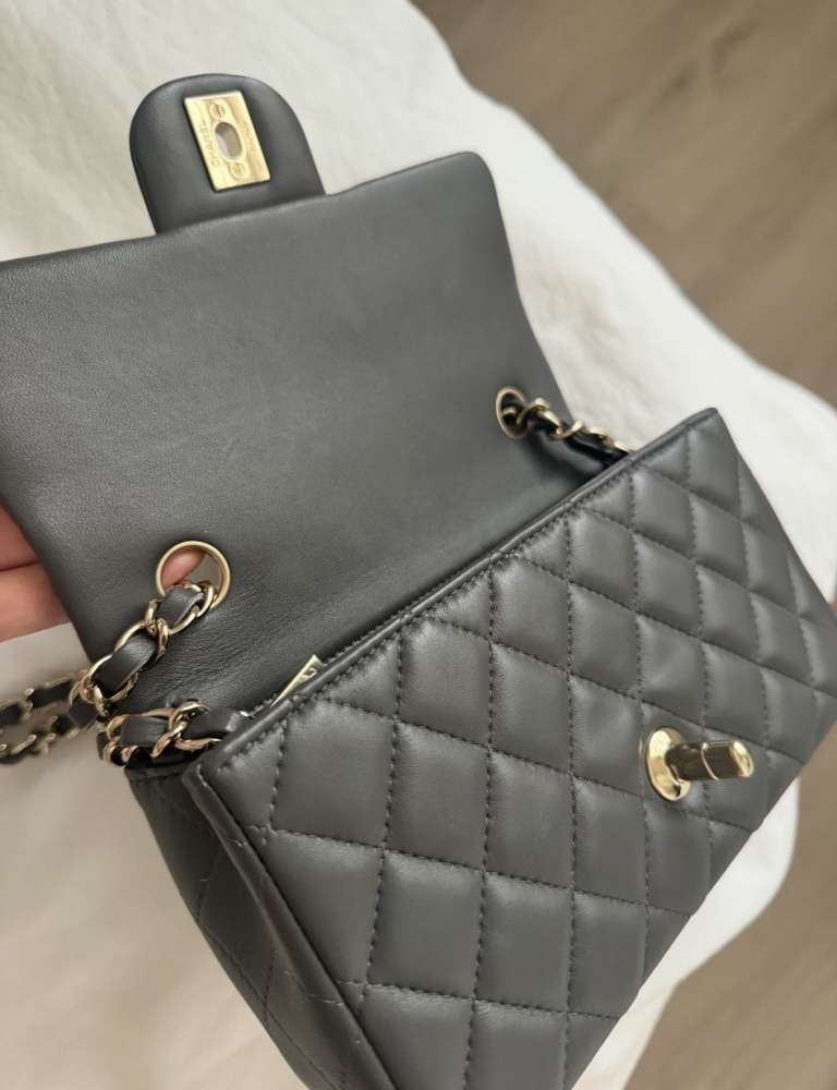 Chanel mini Flap bag