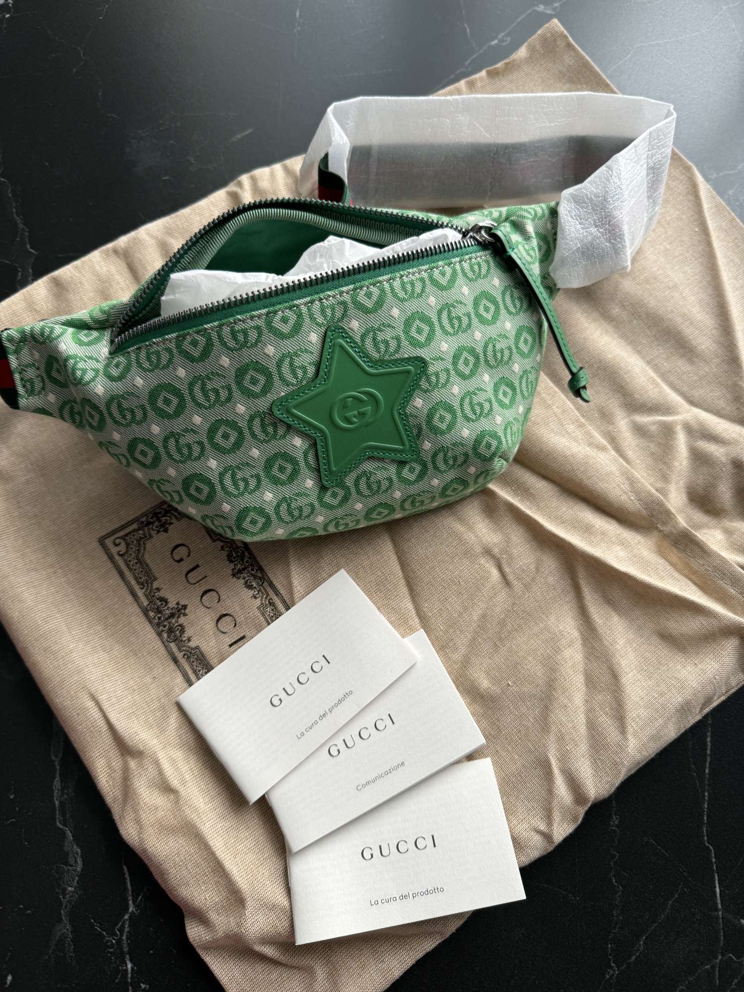 Gucci beltbag ladvinka