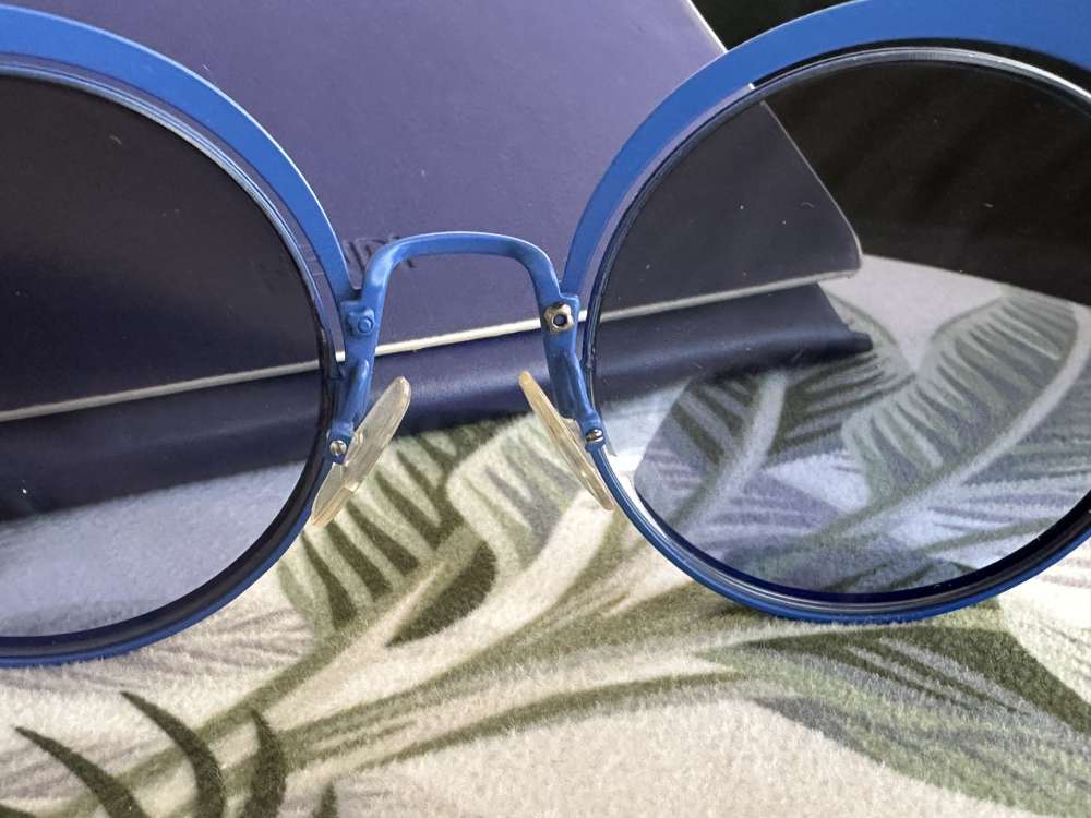 Modre luxusne slnecne okuliare FENDI