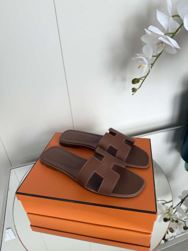 Hermes oran gold