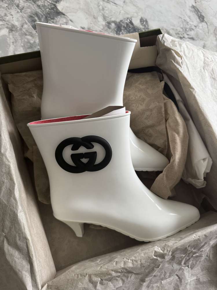 Gucci gumáky