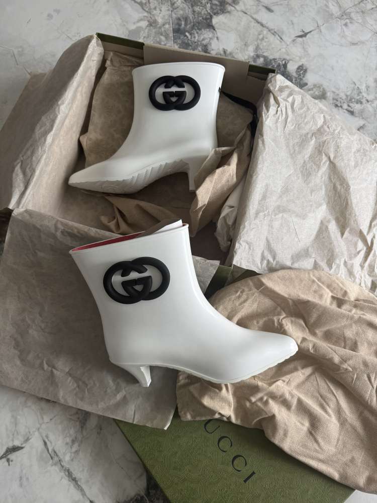 Gucci gumáky