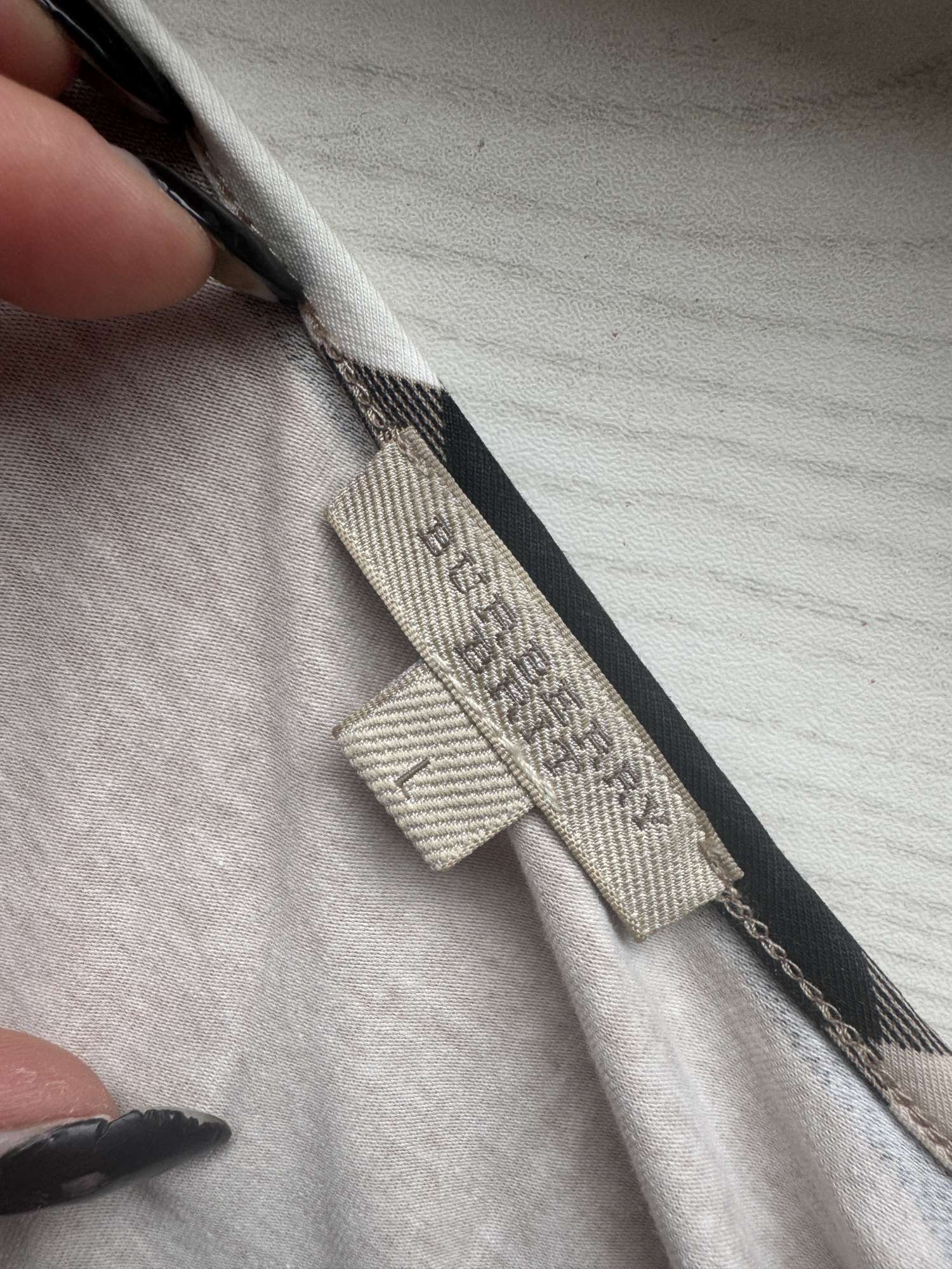 Burberry tričko
