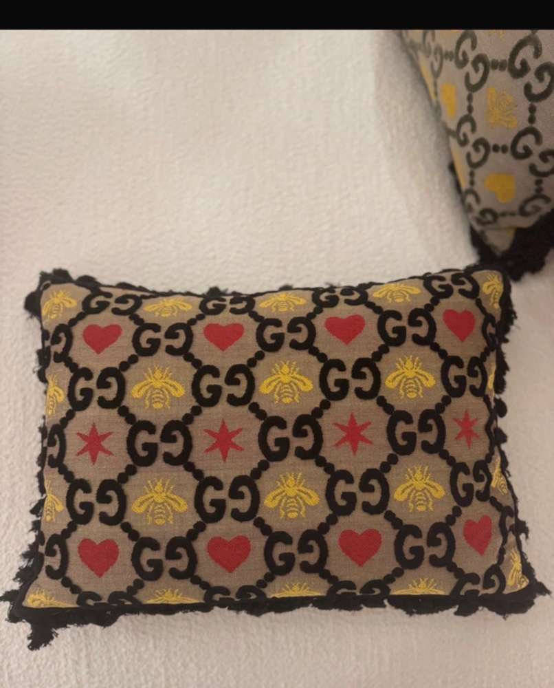 Gucci vankúš