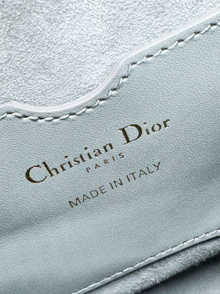 Christian Dior - Bobby