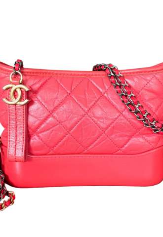 https://www.vipluxury.sk/Chanel Gabrielle Malá kabelka cez rameno ružovo-koralová