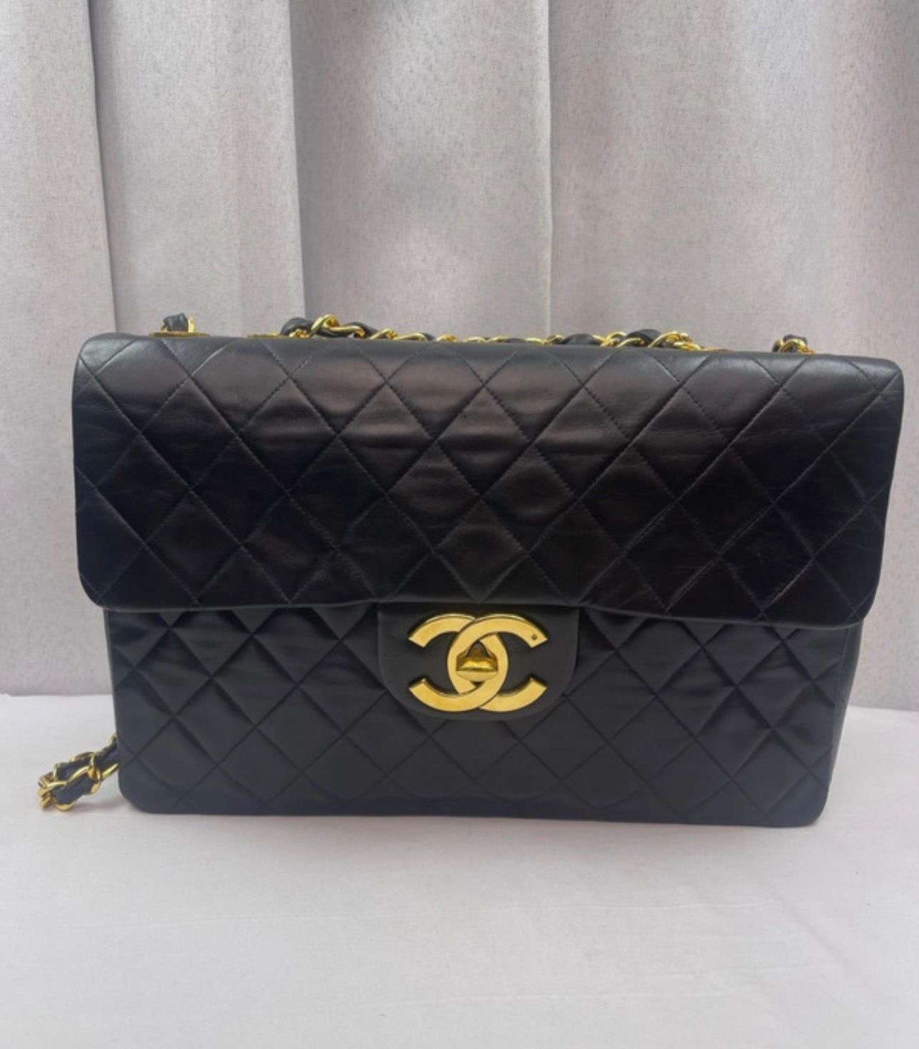 Chanel maxi kabelka