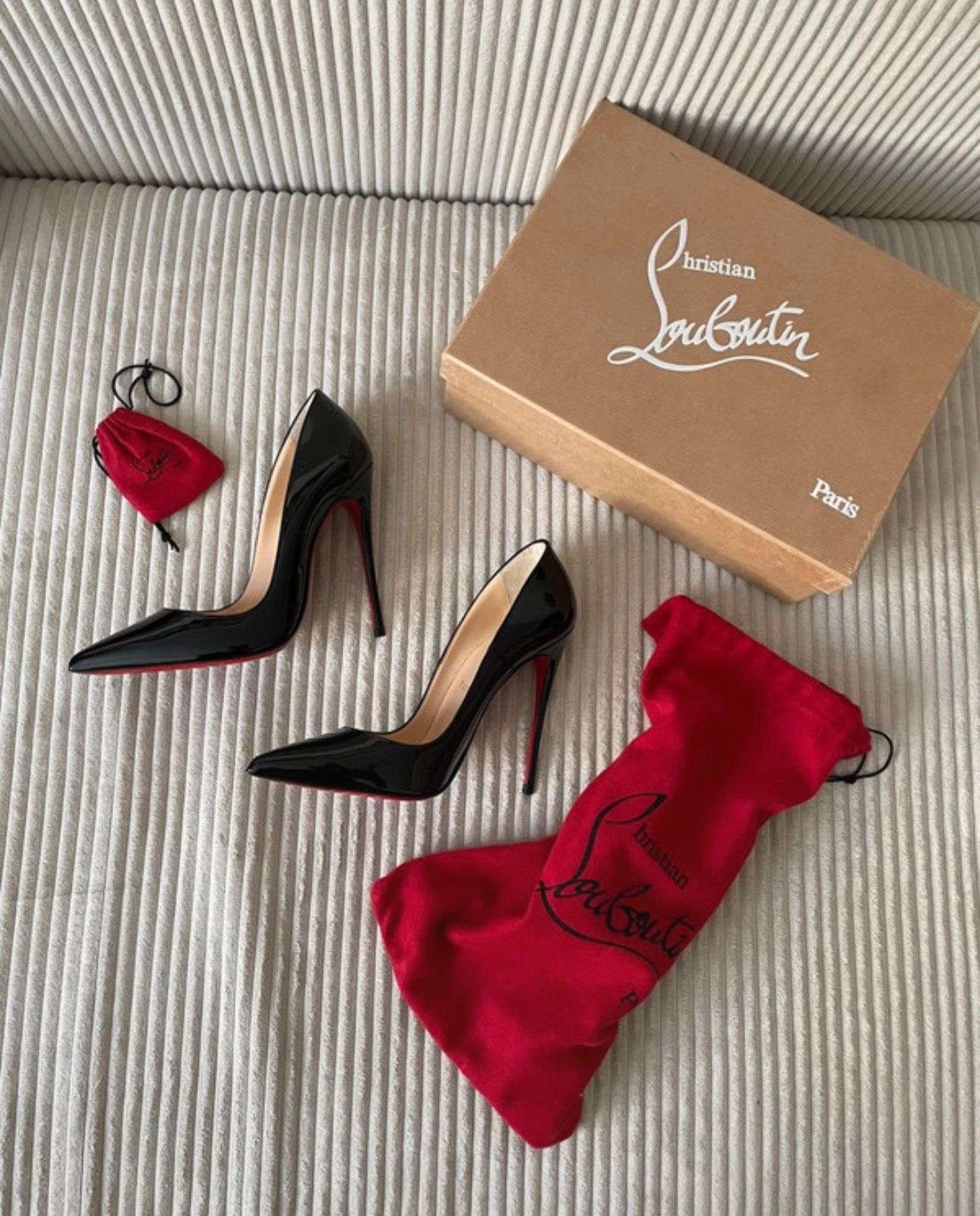 Christian Louboutin lodičky