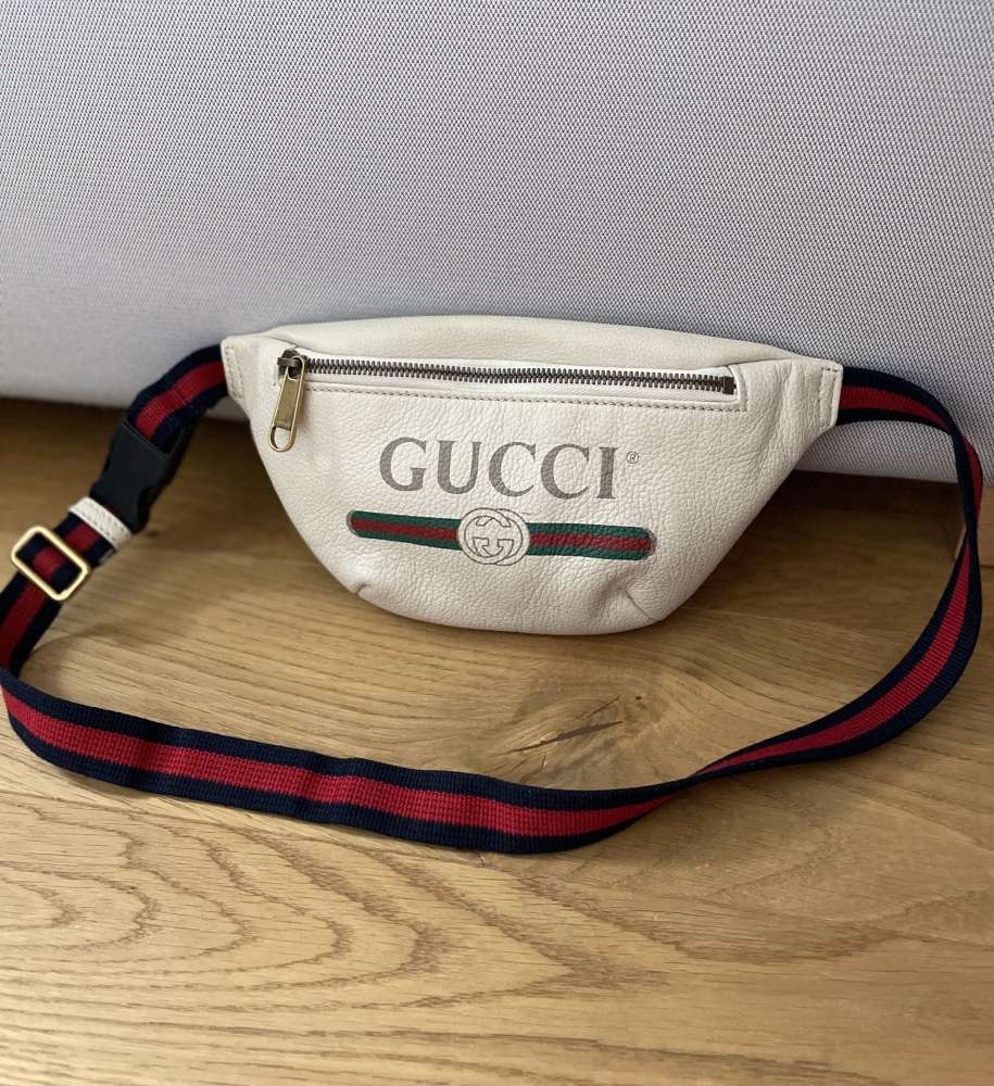 Gucci kabelka Belt bag