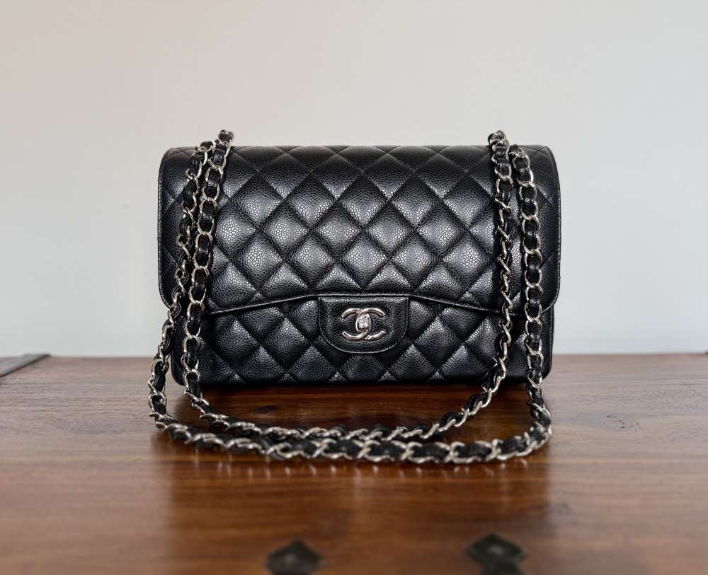 Chanel Jumbo double flap