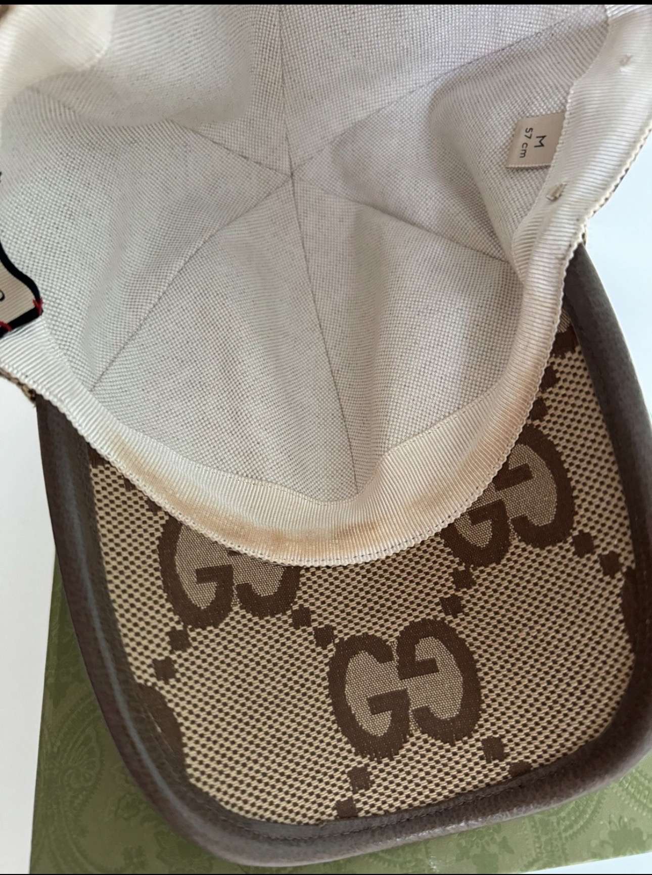 Gucci šiltovka