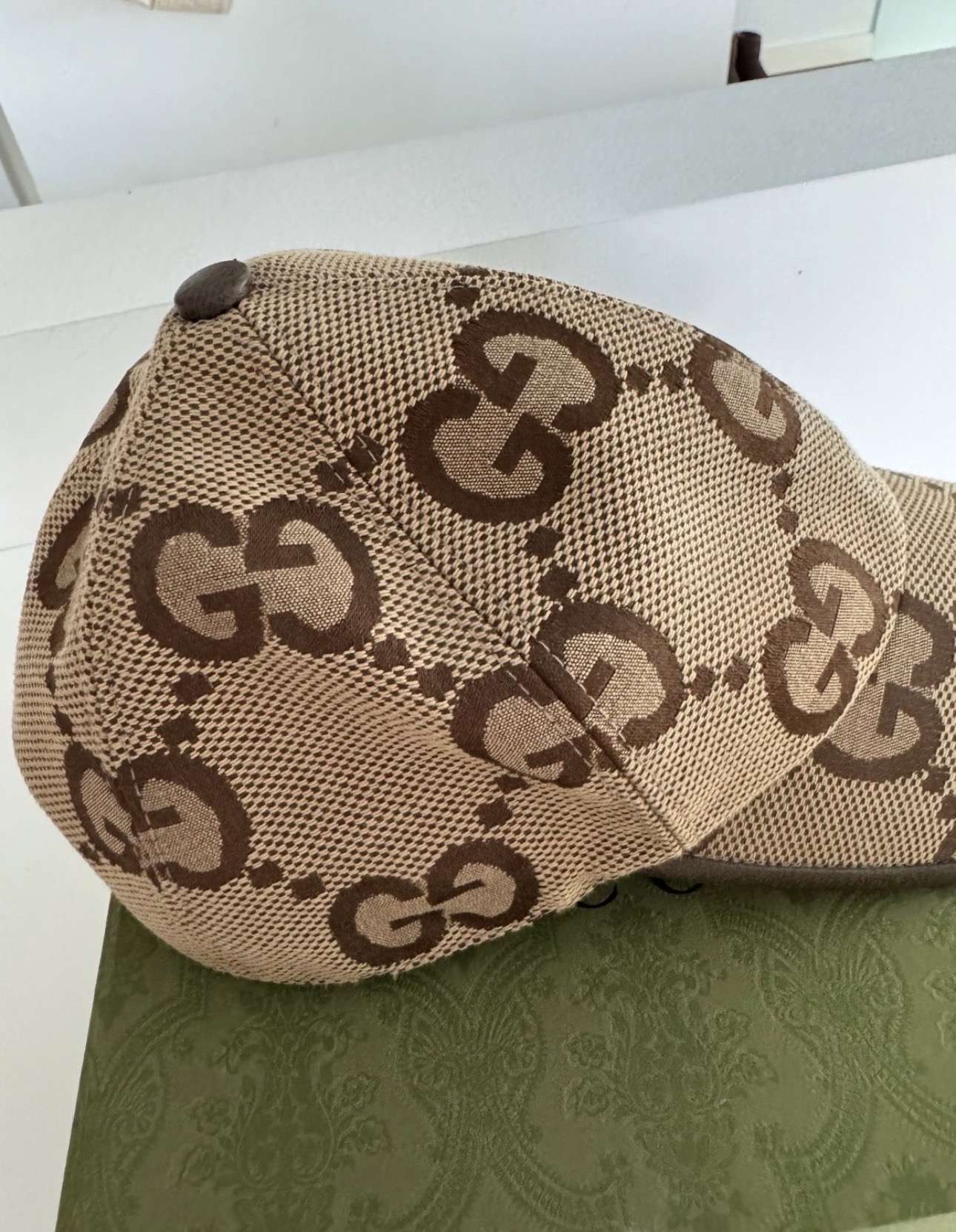 Gucci šiltovka