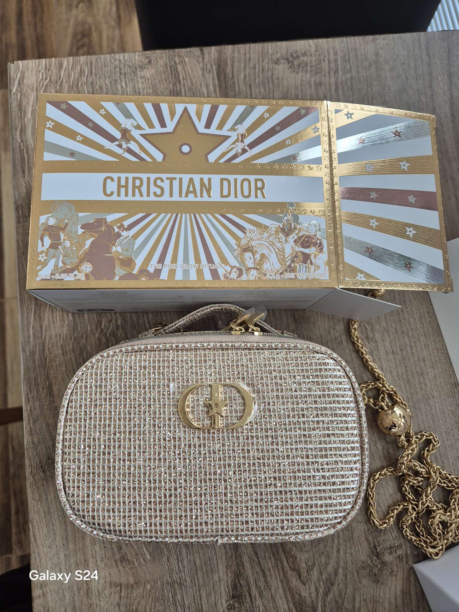 Dior beauty kabelka