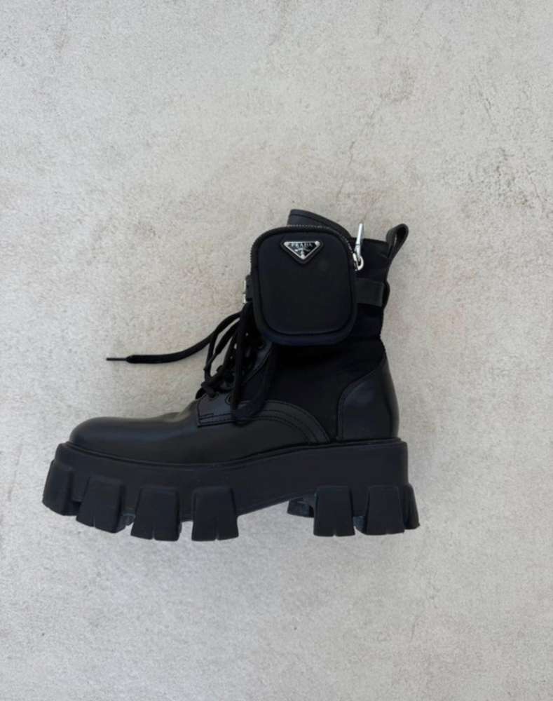 Prada monolith čižmy