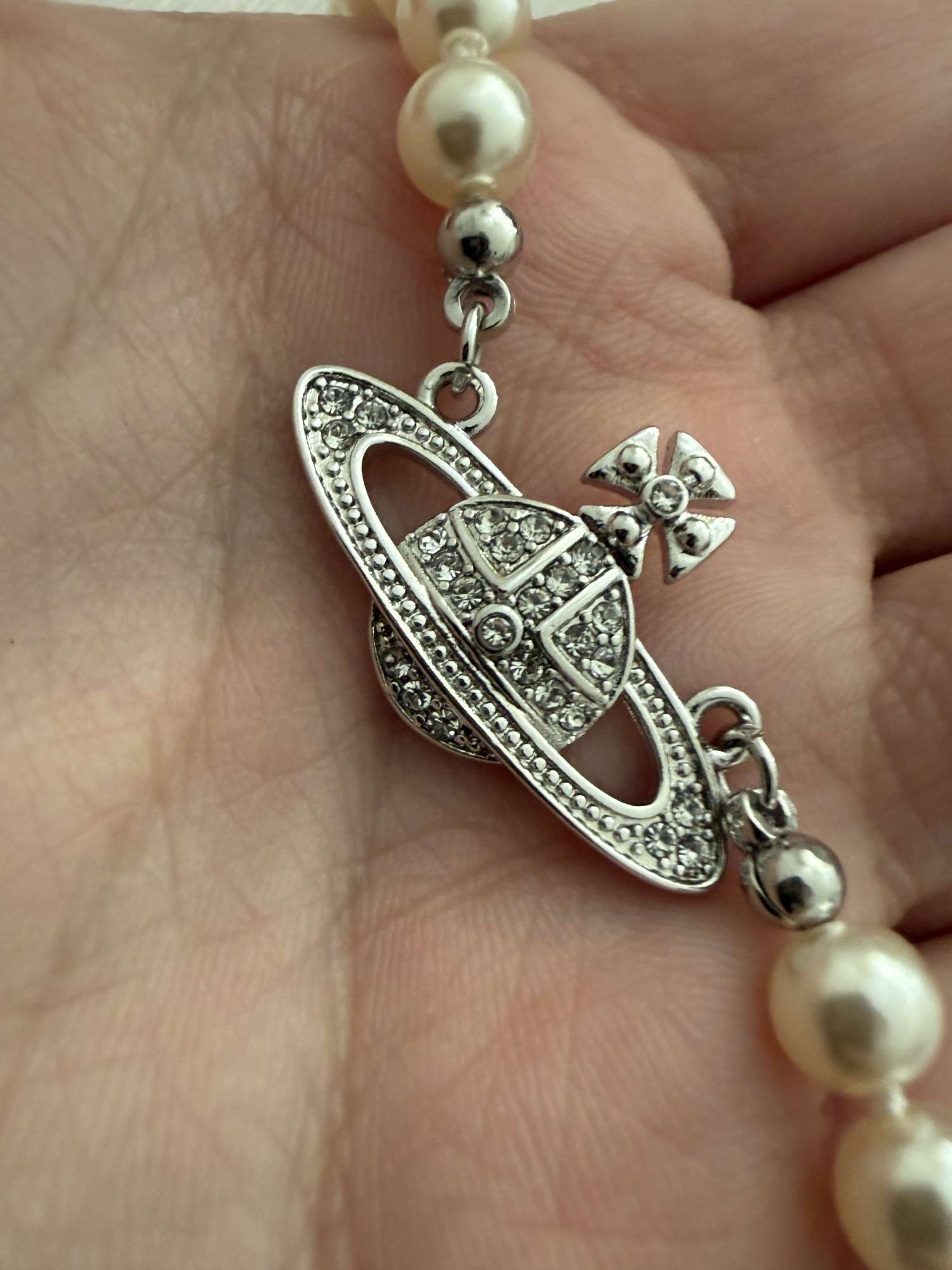 Perlový náhrdelník Vivienne Westwood