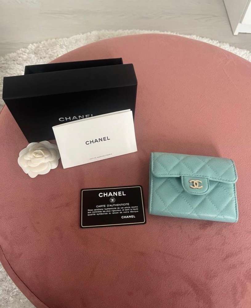 Chanel cardholder